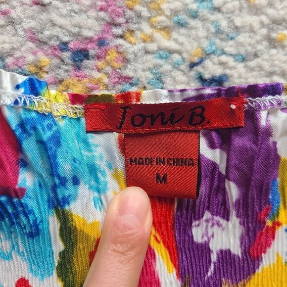 Joni B rainbow top - Picture 13 of 13